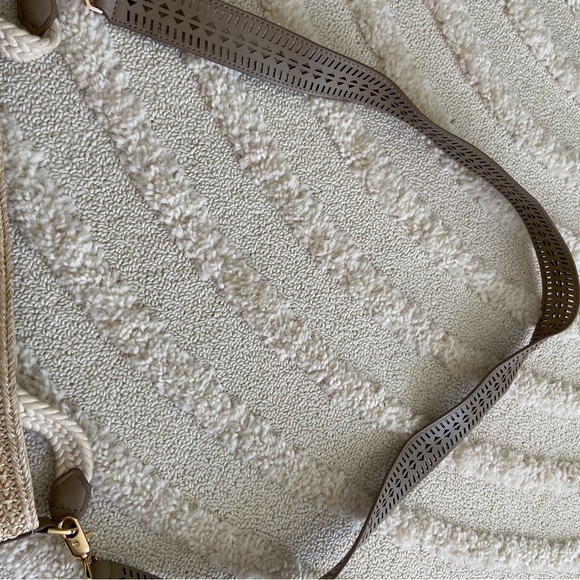 Stella & Dot Ellie Hobo Bag - Picture 5 of 9